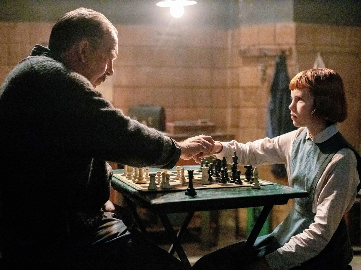 The Queen's Gambit Book Review ~ Chess Moves that Moved Me - The