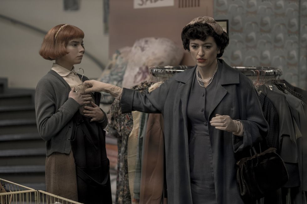 the queen’s gambit l to r anya taylor joy as beth harmon and marielle heller as alma wheatley in episode 102 of the queen’s gambit cr phil braynetflix © 2020