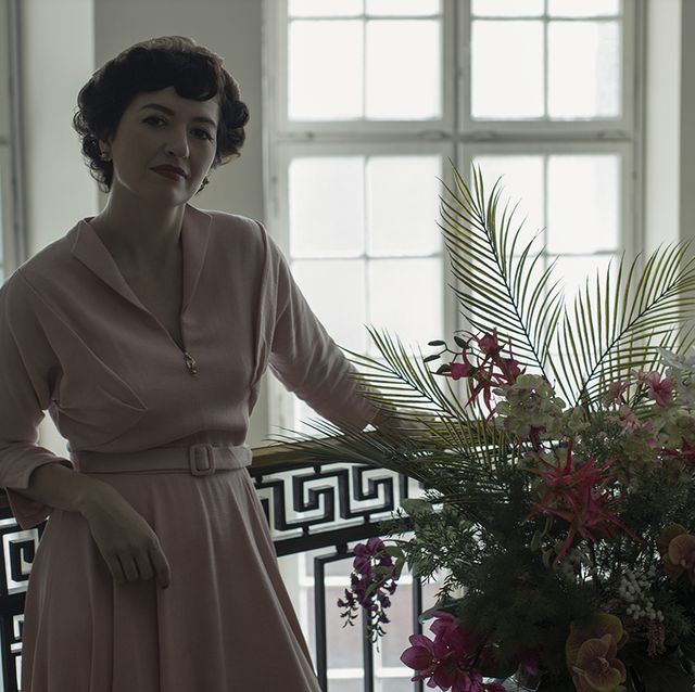 the queen’s gambit l to r marielle heller as alma wheatley in episode 103 of the queen’s gambit cr phil braynetflix © 2020