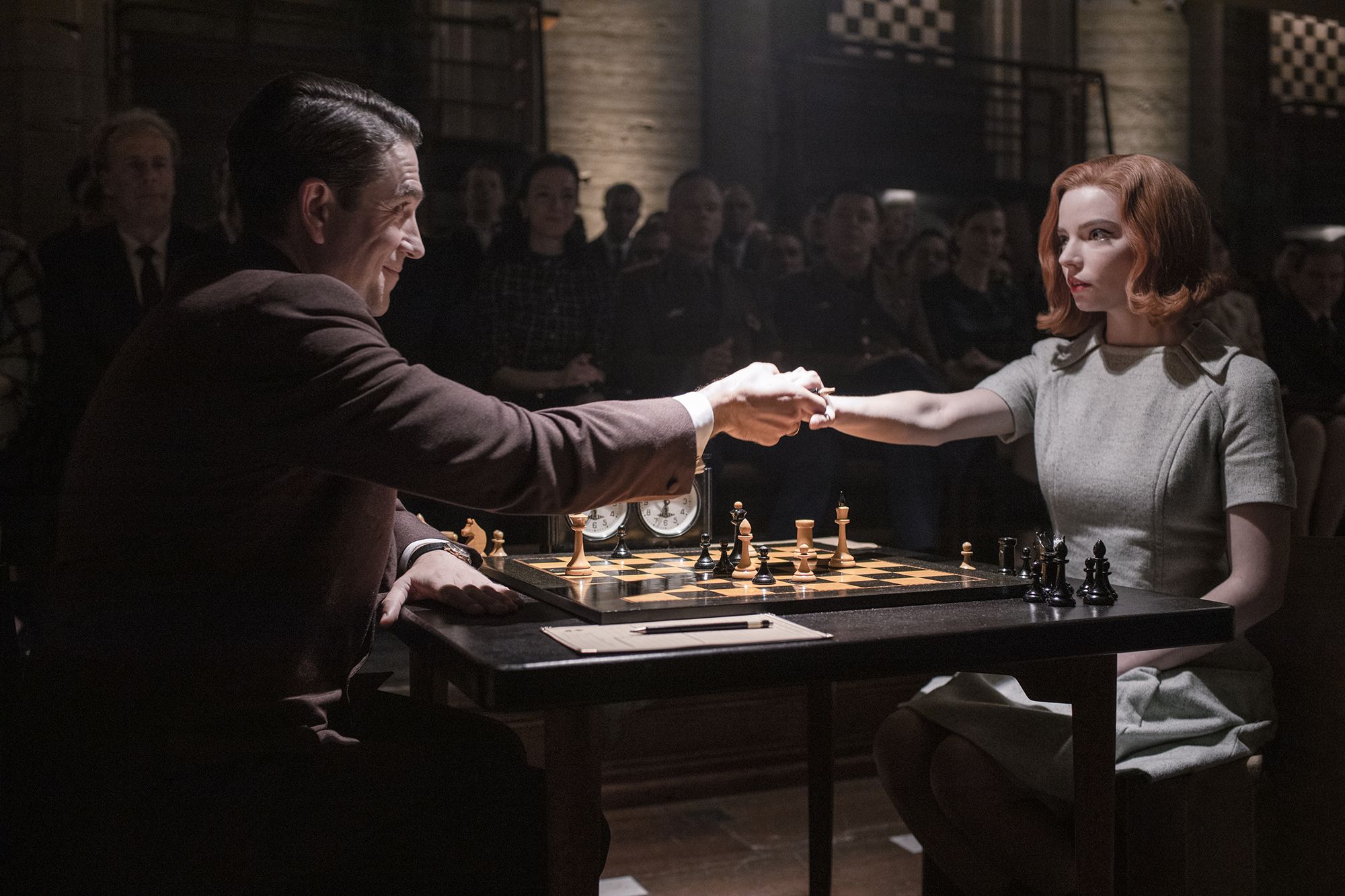 Netflix's 'Queen's Gambit' Sparks a Chess Boom—Here's How to Get Started -  WSJ