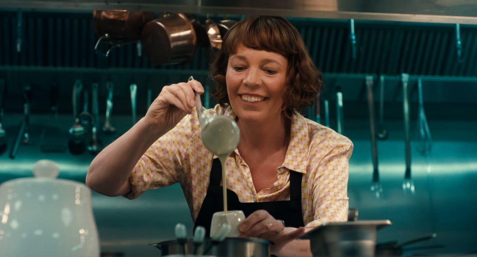olivia colman in the roses. photo courtesy of searchlight pictures. © 2025 searchlight pictures all rights reserved.