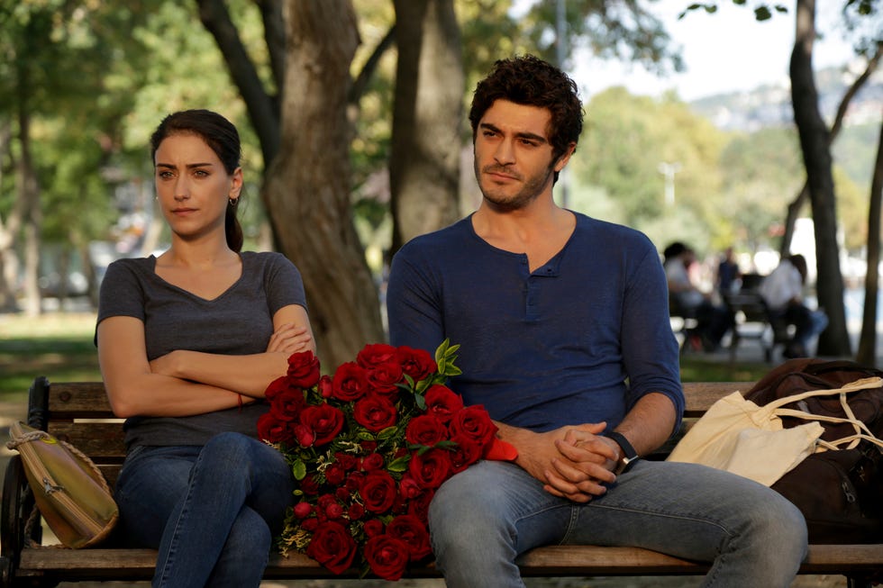 burak deniz hazal kaya bizim hikaye