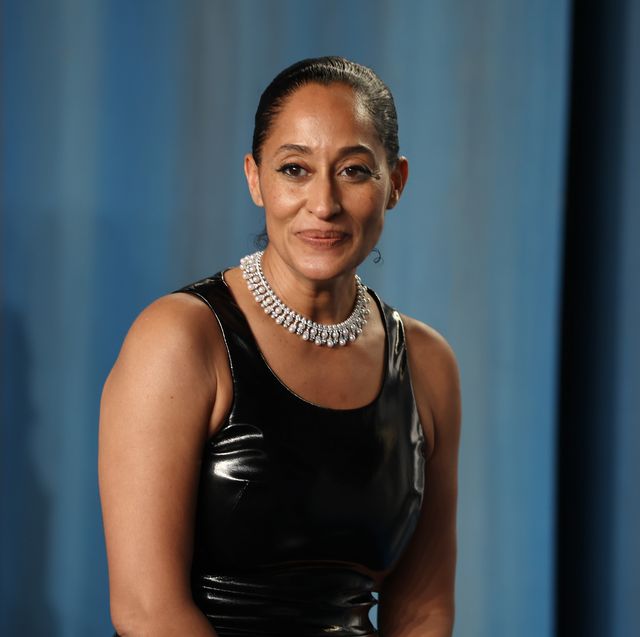 tracee ellis ross black outfit instagram stunning 2022 vanity fair oscar party hosted by radhika jones arrivals