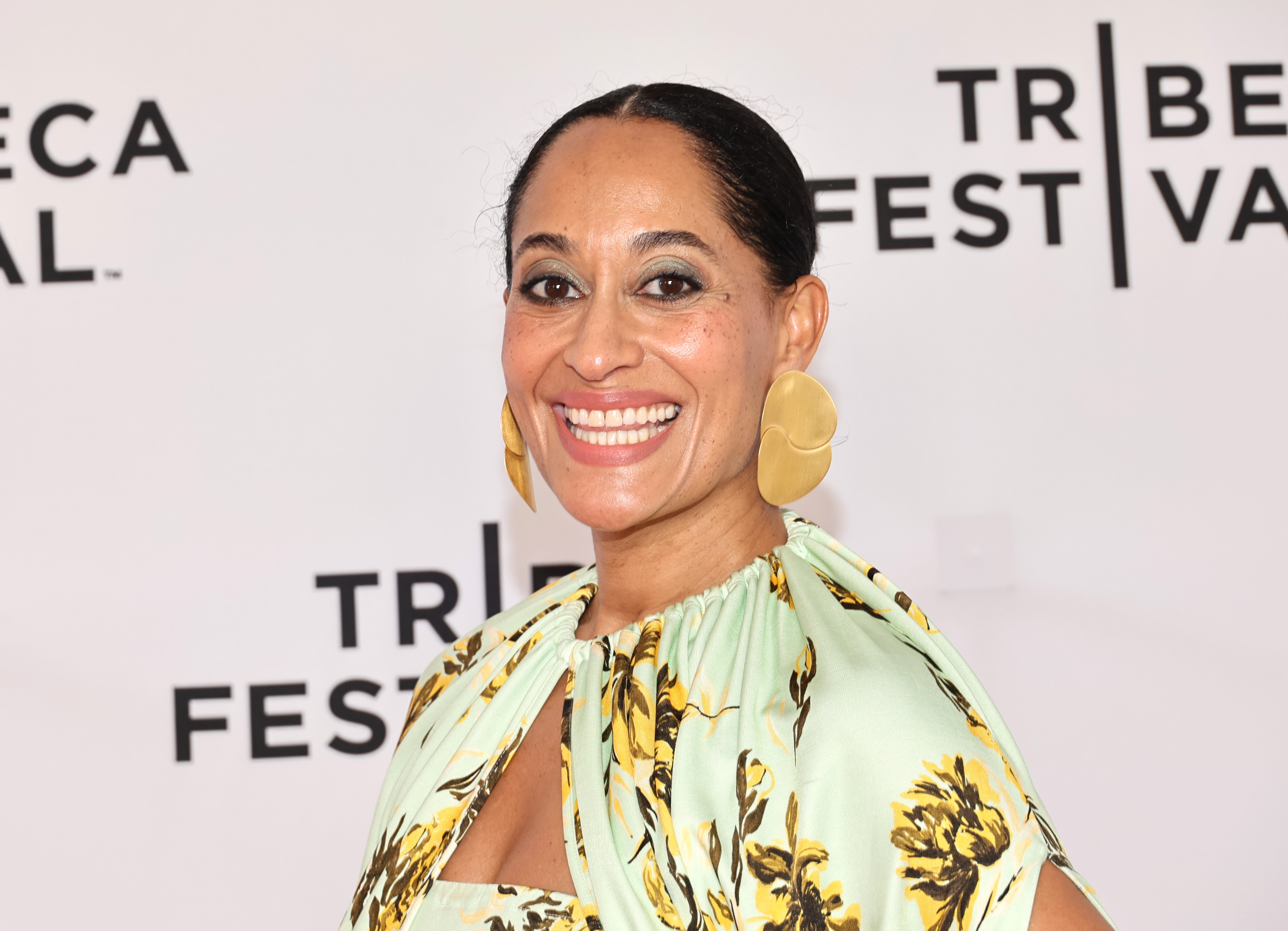 gambe di tracee ellis ross