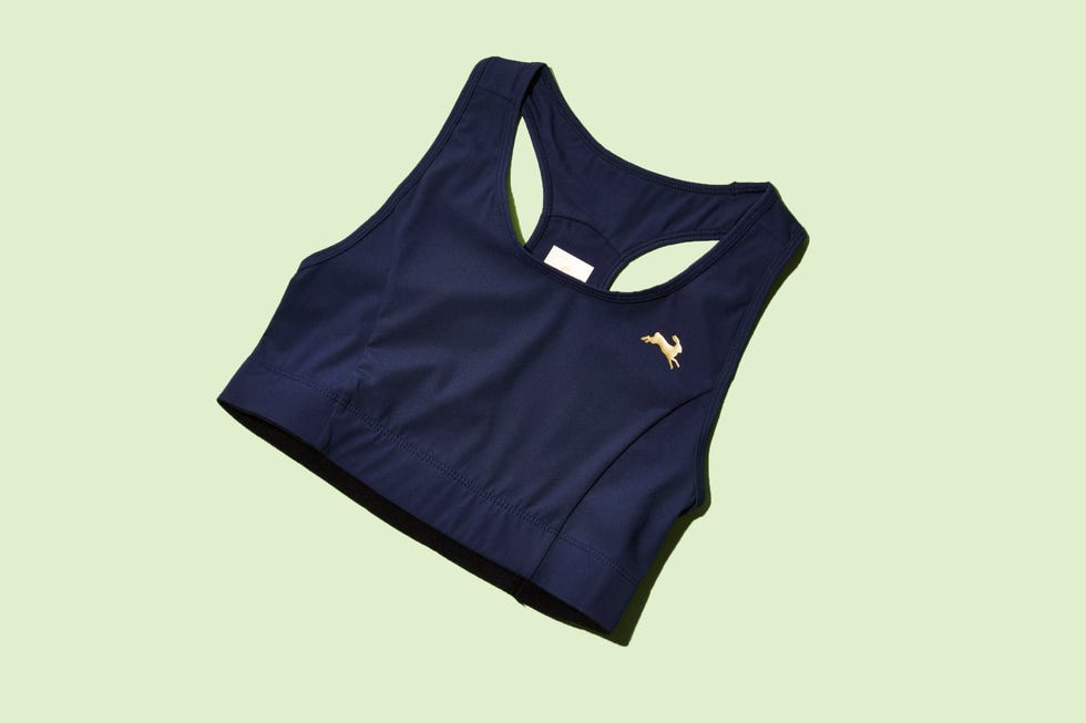 Clothing, Outerwear, Undergarment, Sleeveless shirt, Sportswear, Shirt, Sports bra, Crop top, Vest, Sleeve, 
