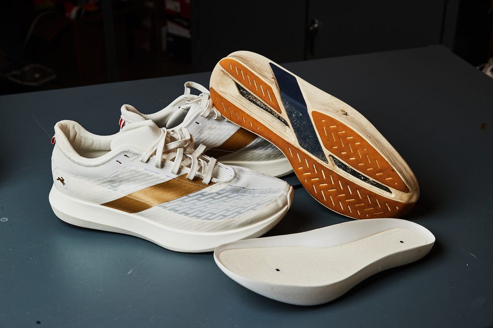 tracksmith eliot racer