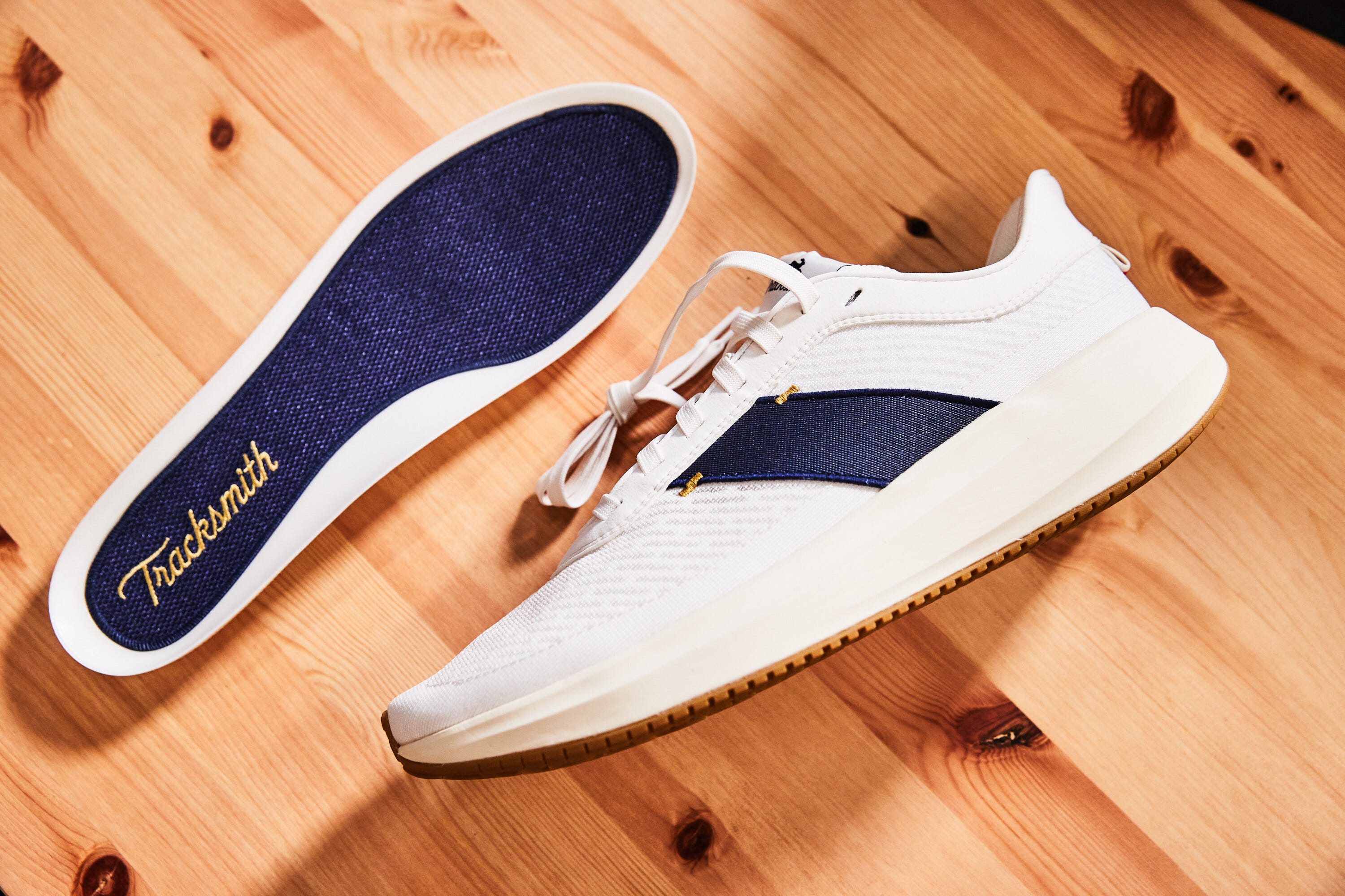 tracksmith eliot runner