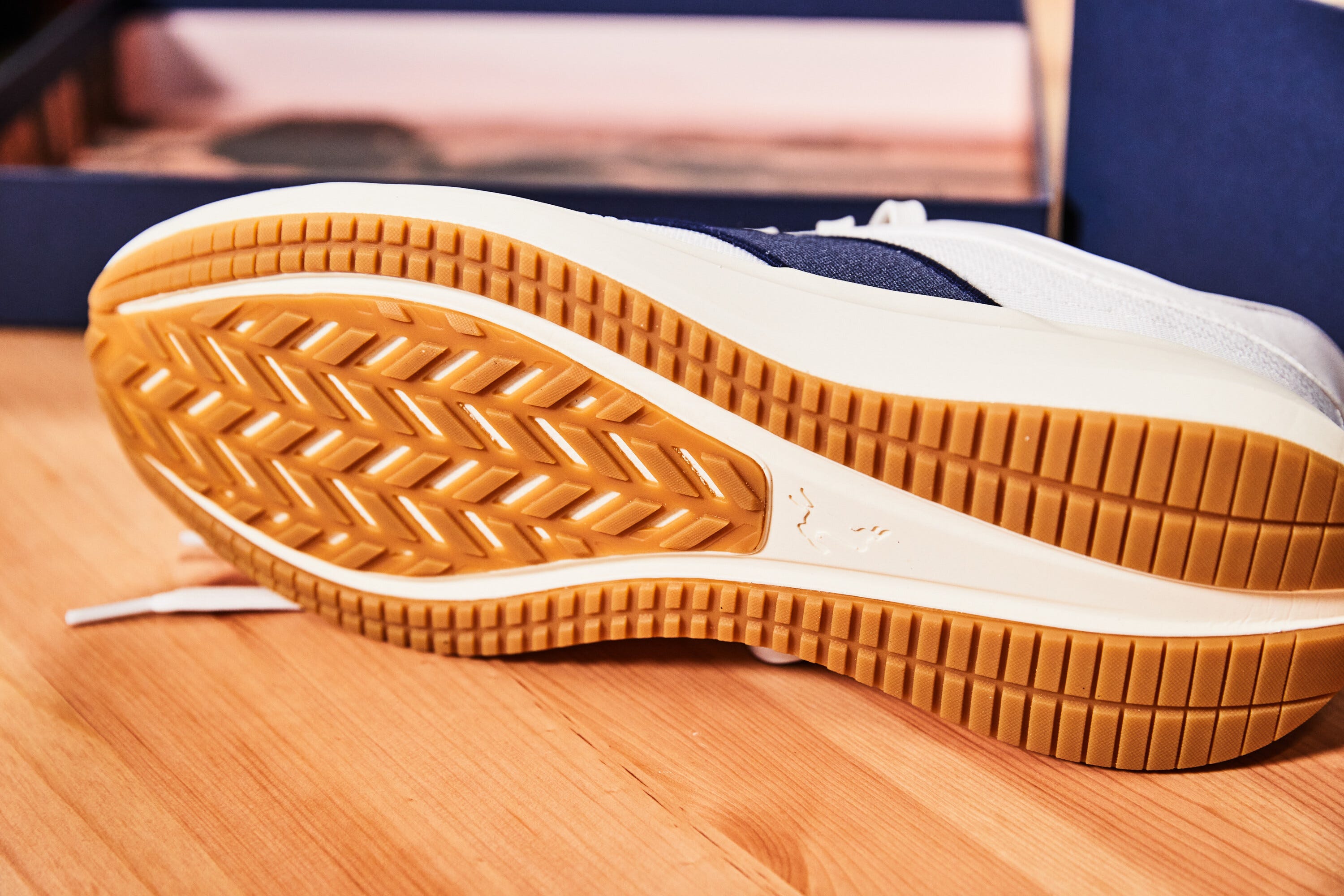 tracksmith eliot runner