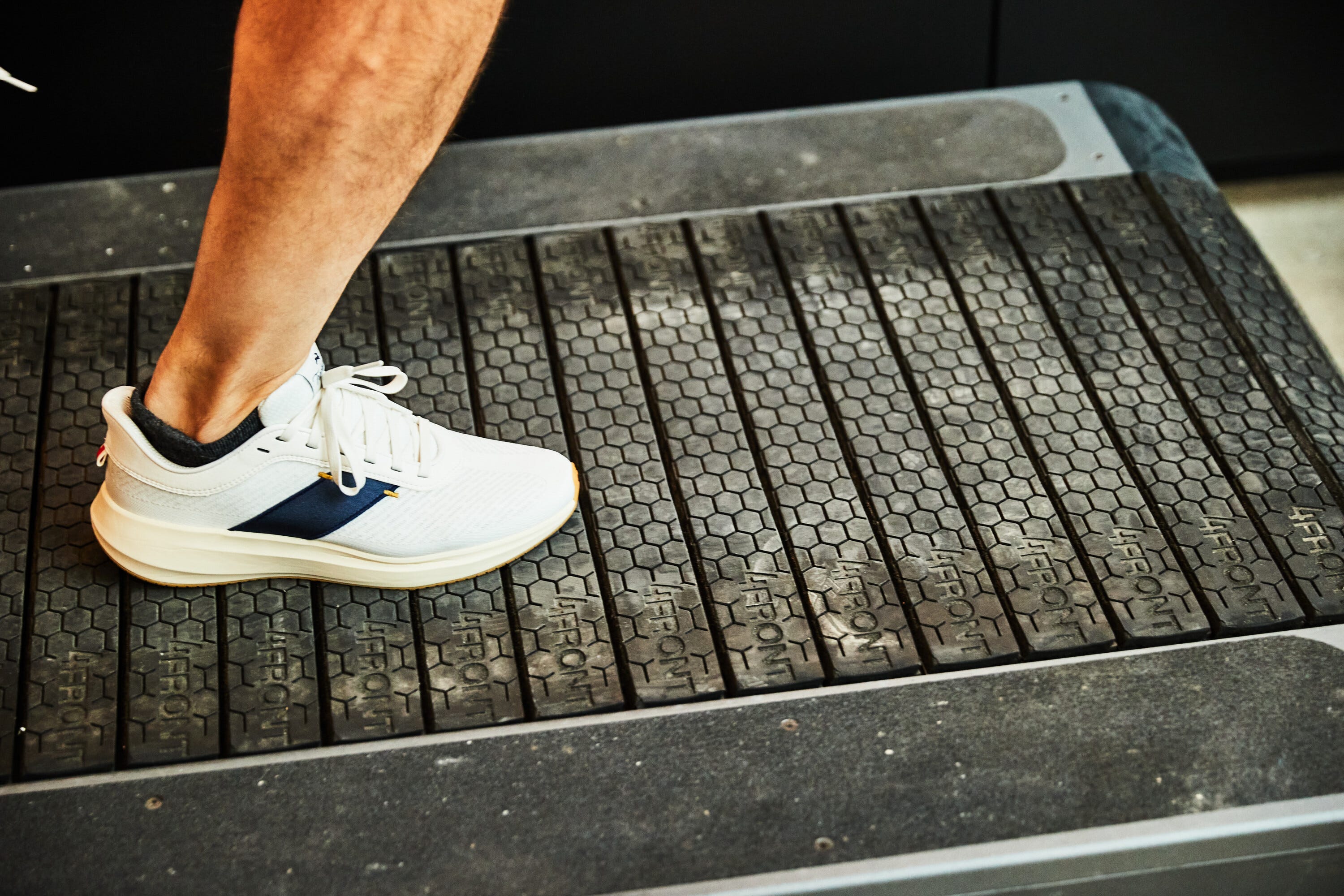 tracksmith eliot runner