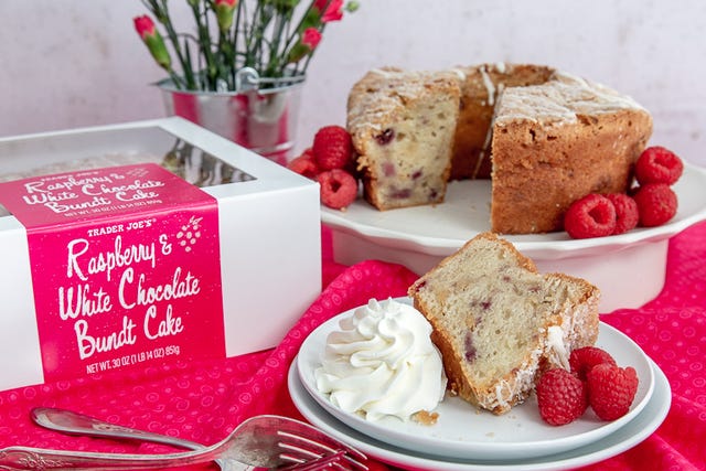 Food, Dish, Cuisine, Ingredient, Gluten, Dessert, Baked goods, Produce, Snack cake, Finger food, 