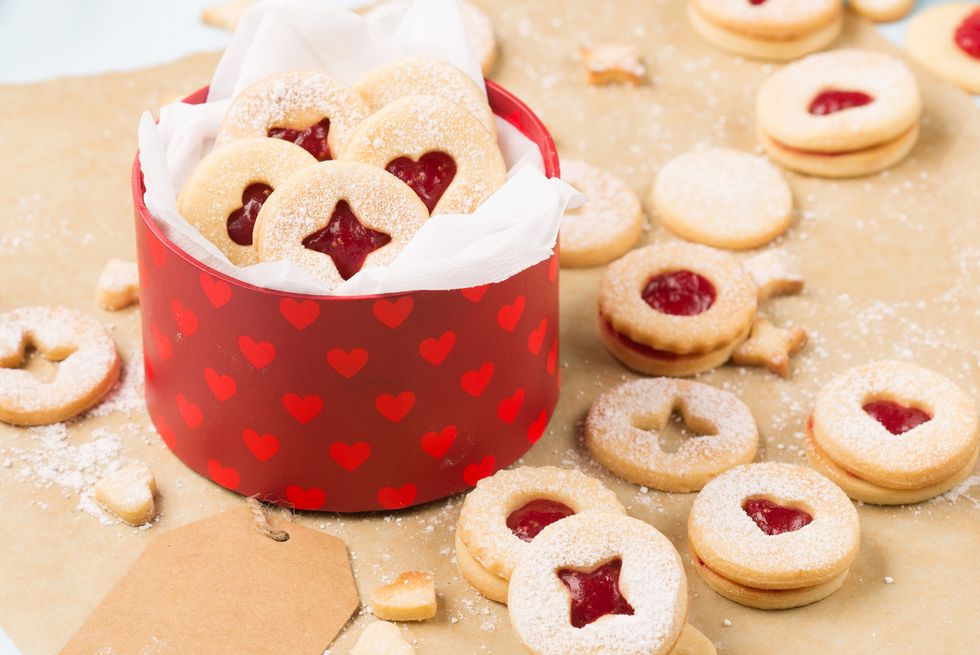 traditional austrian christmas cookies linzer biscuits filled with raspberry jam