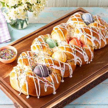traditional easter foods around the world