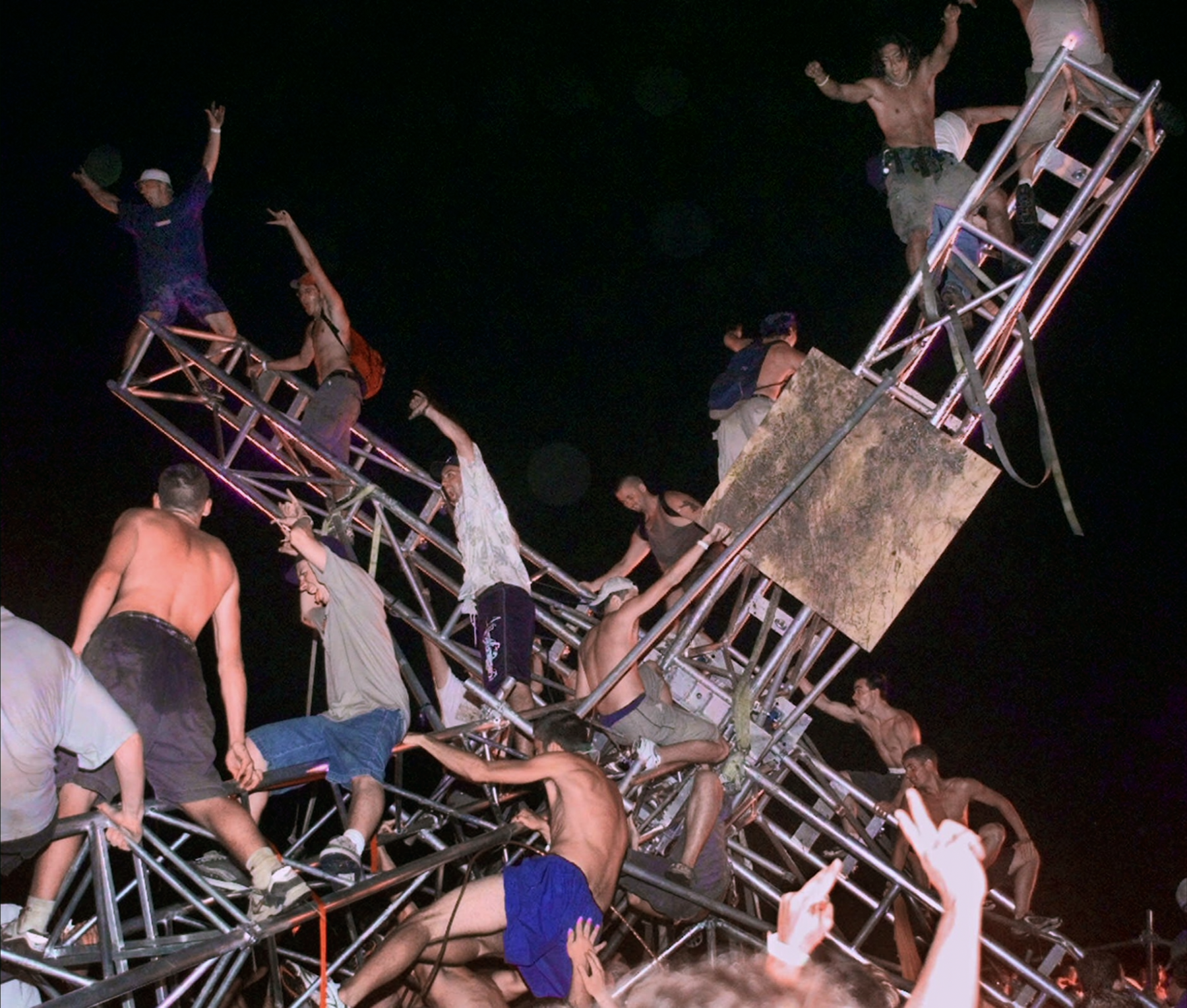 Woodstock 99 What Really Happened When a Truck Crashed Into Fatboy Slims hq pic