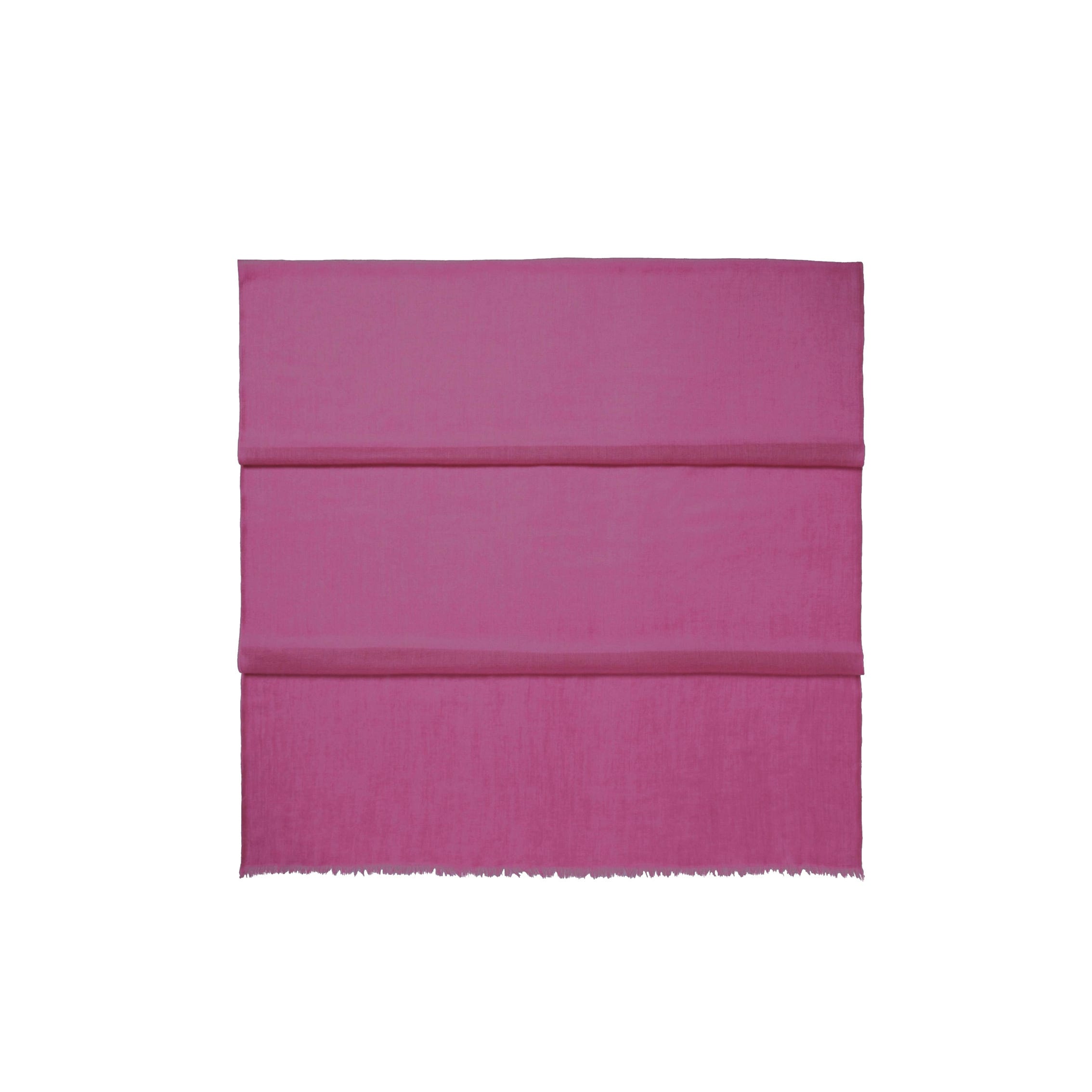 What to pack in hand luggage - pashmina