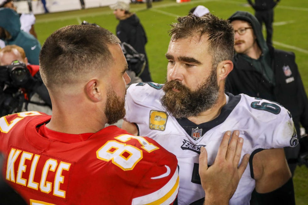 kansas city, mo november 20 philadelphia eagles center jason kelce 62 and kansas city chiefs tight end travis kelce 87 hug after an nfl football game between the philadelphia eagles and kansas city chiefs on nov 20, 2023 at geha field at arrowhead stadium in kansas city, mo photo by scott wintersicon sportswire via getty images