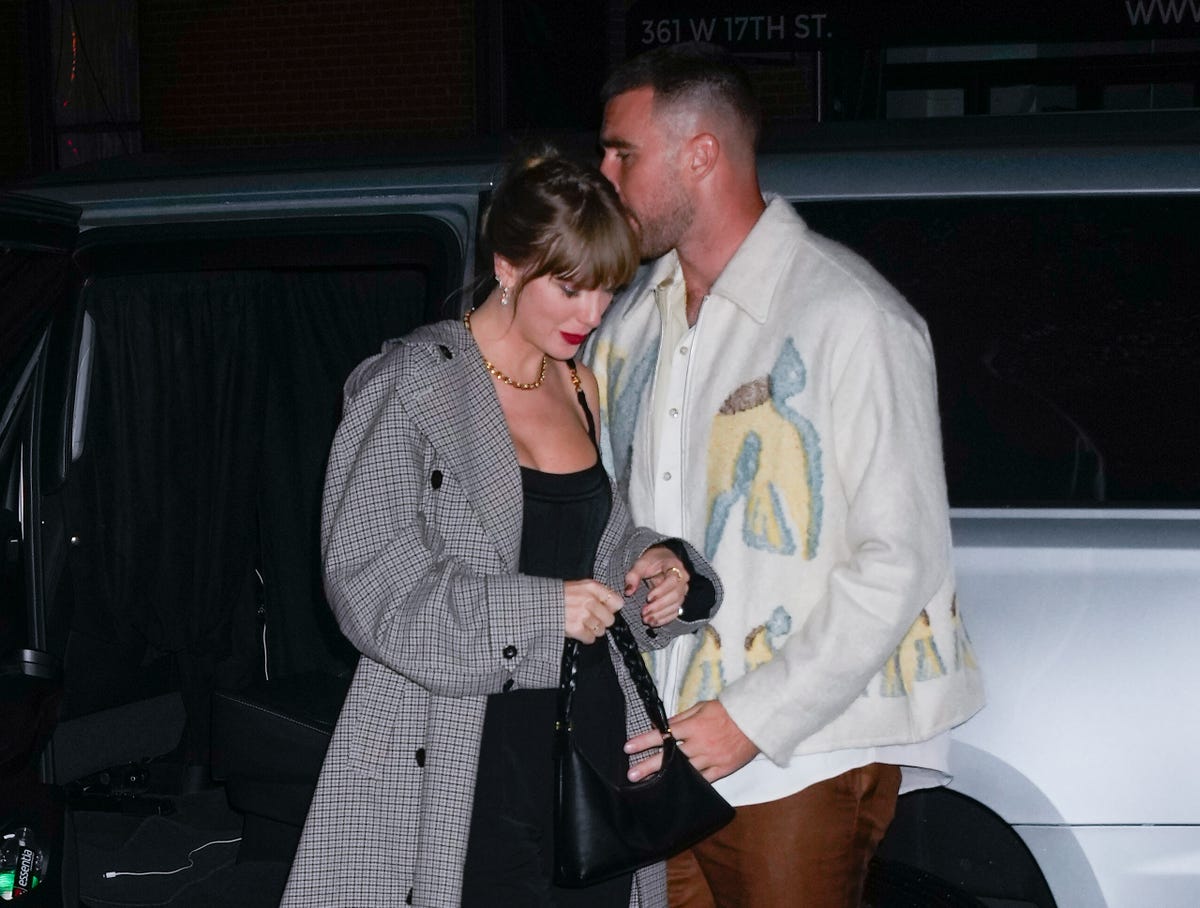 Taylor Swift Was ‘So Happy’ to ‘Just Be’ With Travis Kelce After Month Apart