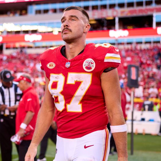 Fans Think Travis Kelce Has a Hickey and All Chill Has Been Abandoned