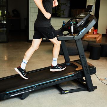 jeff dengate running Smith on a treadmill that has an incline