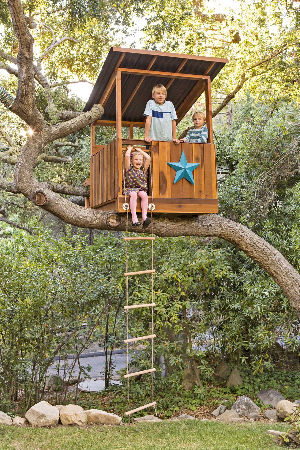 treehouse landscaping ideas