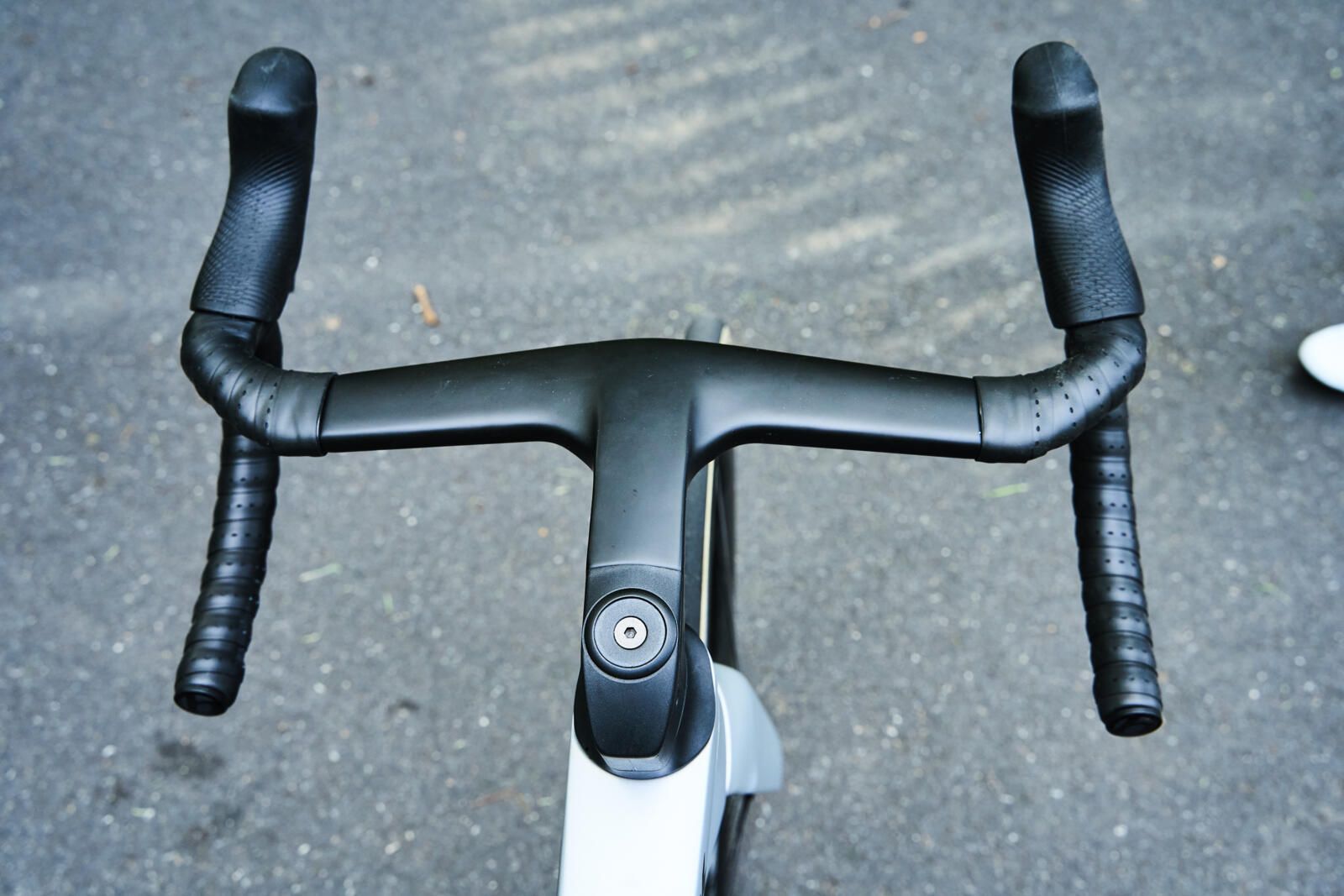 Trek road bike deals handlebars