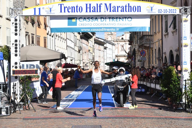 atletica leggera  trento half marathon , trento 2 ottobre 2022 © foto daniele mosna tola