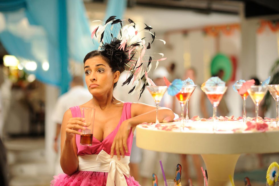 inma cuesta en la pelicula tres bodas de más