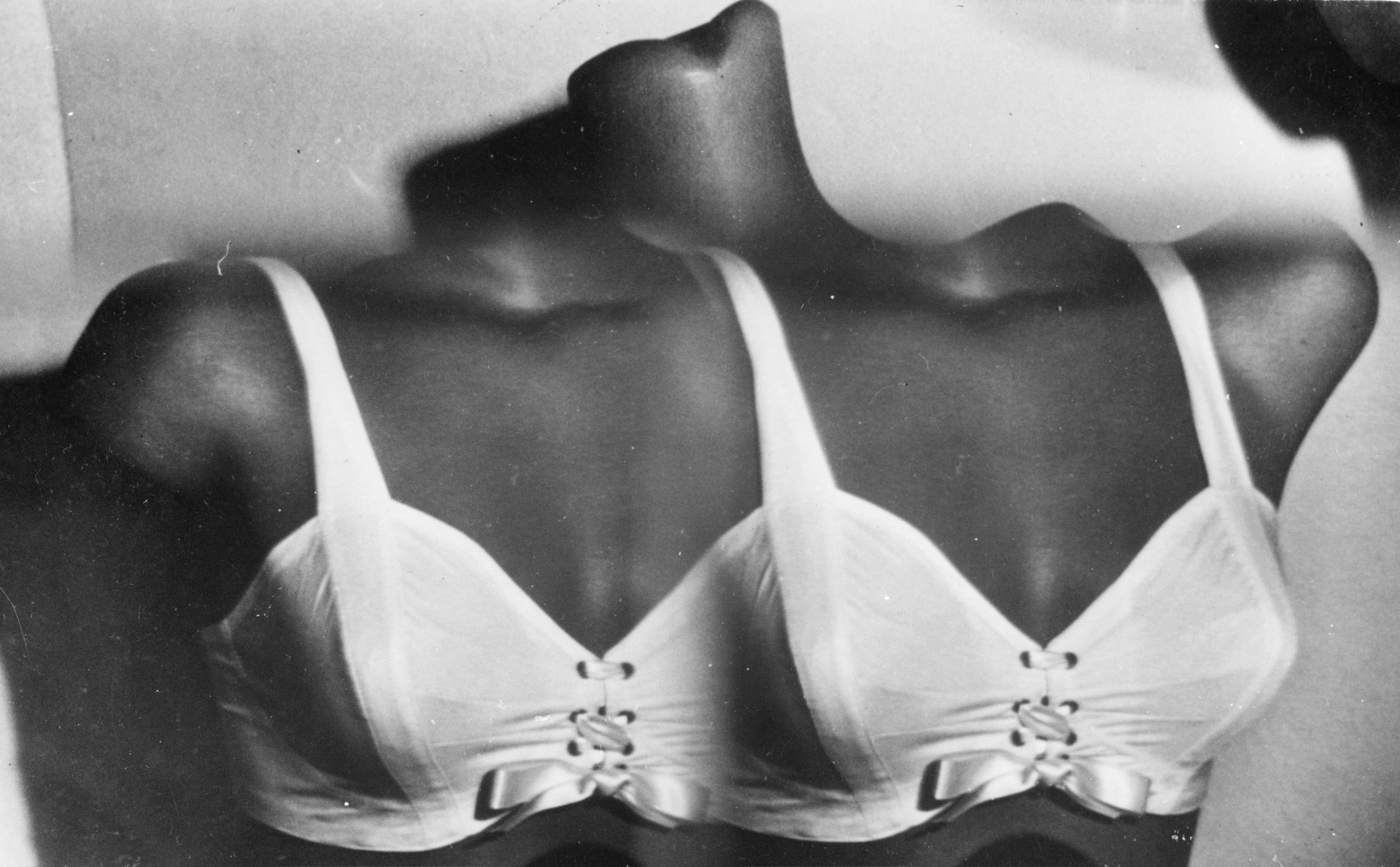 1967 women's Lovable great shape no seam cups bra vintage fashion ad 