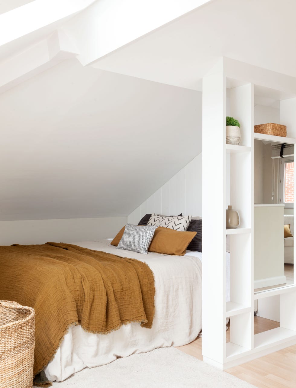 dormitorio abuhardillado