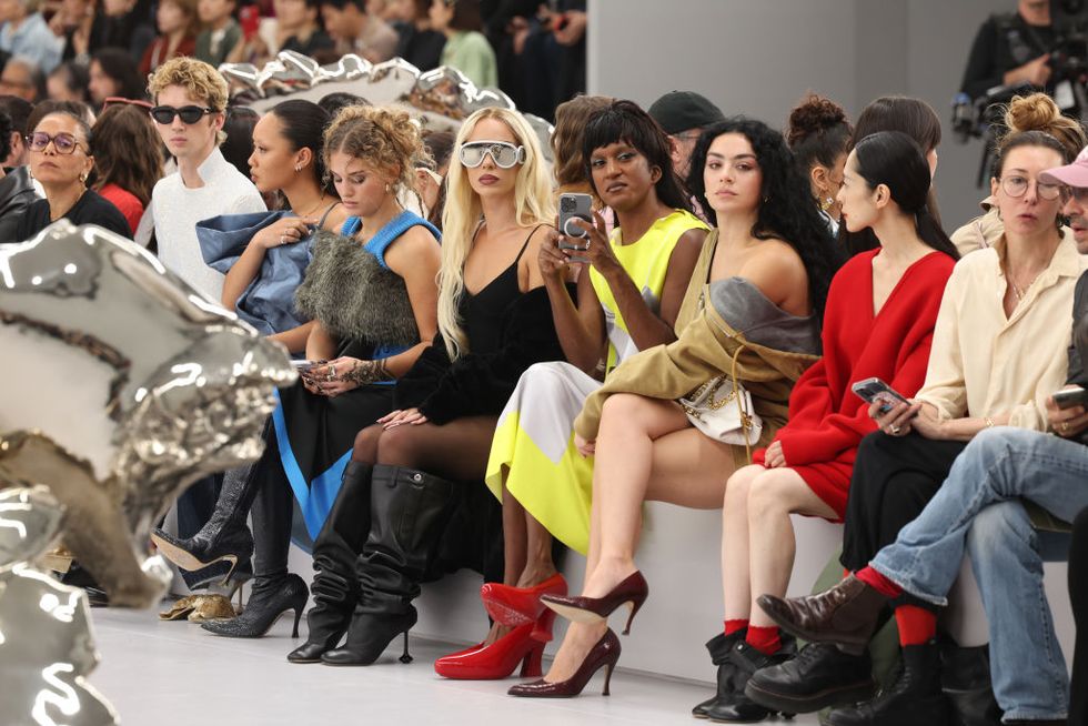 loewe  runway paris fashion week womenswear springsummer 2024