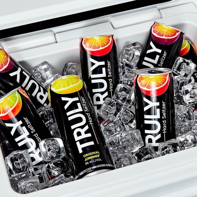 Drink, Beverage can, Energy drink, Product, Diet soda, Soft drink, Sports drink, Aluminum can, Energy shot, Carbonated soft drinks, 