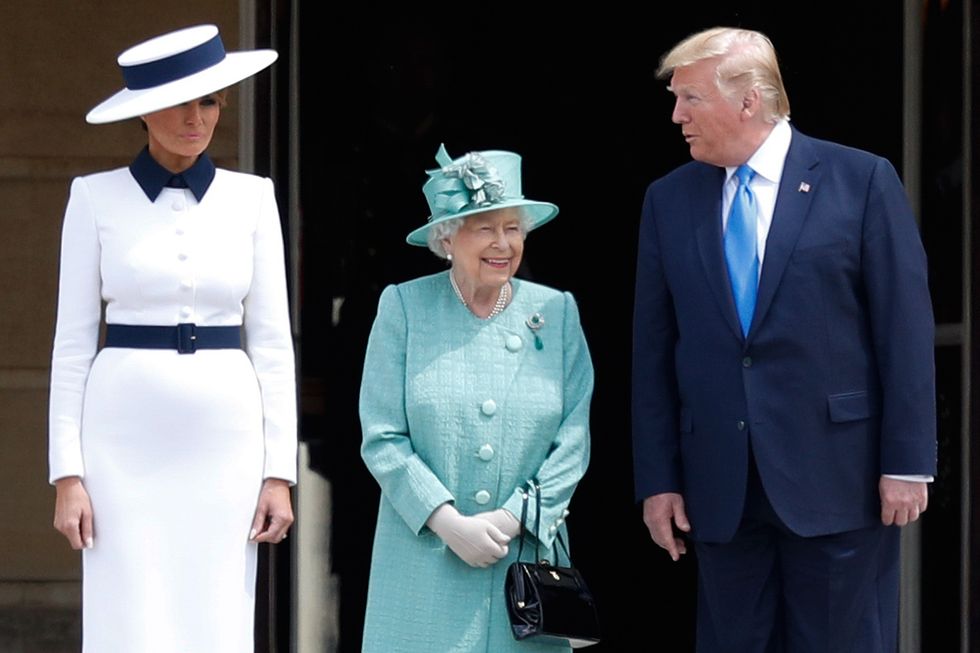 Regina Elisabetta con Donald e Melania Trump