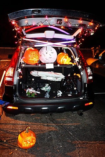 43 Easy Trunk-or-Treat Ideas 2023 - Fun Trunk-or-Treat Car Themes