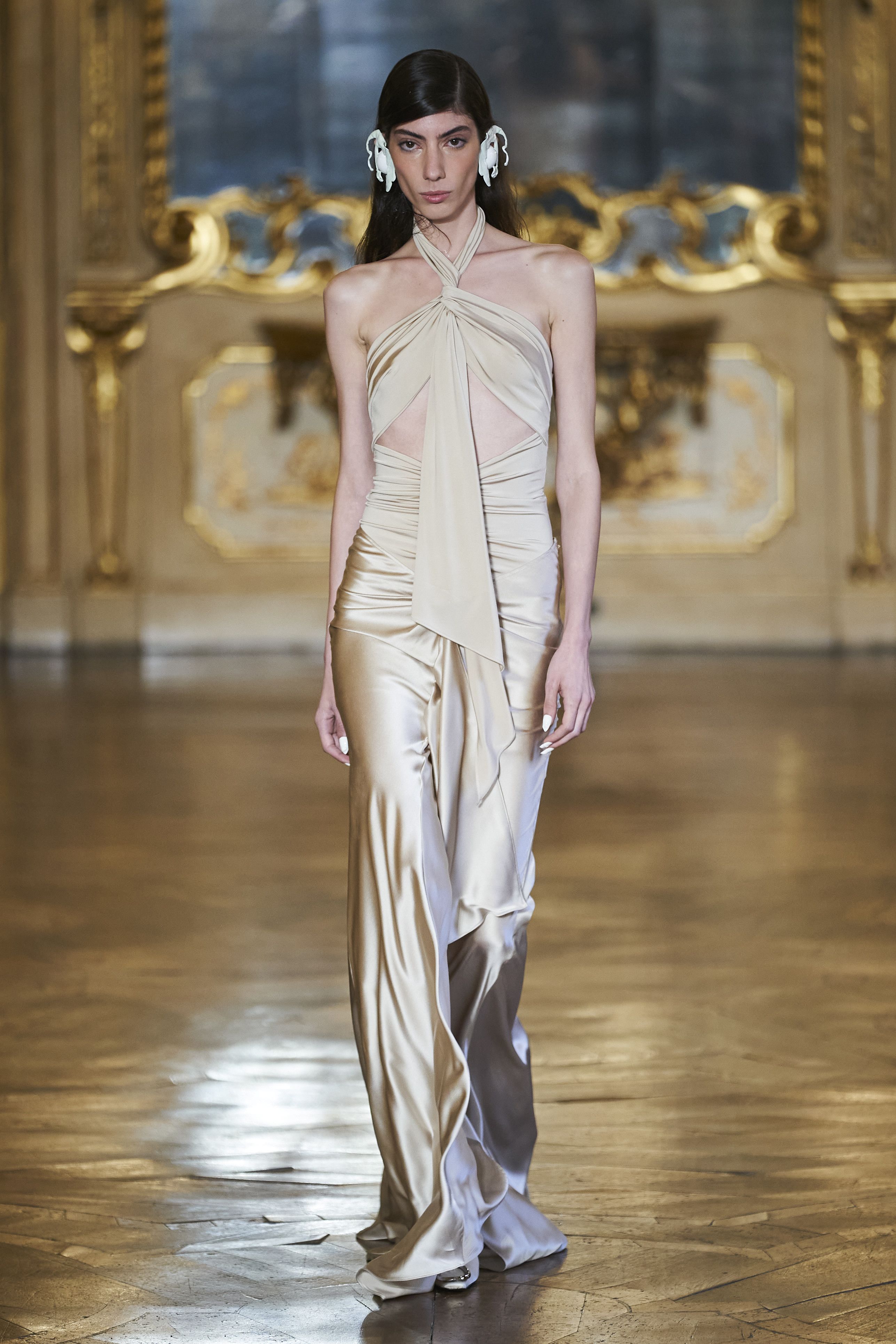 トラサルディ（TRUSSARDI）」2023春夏コレクション