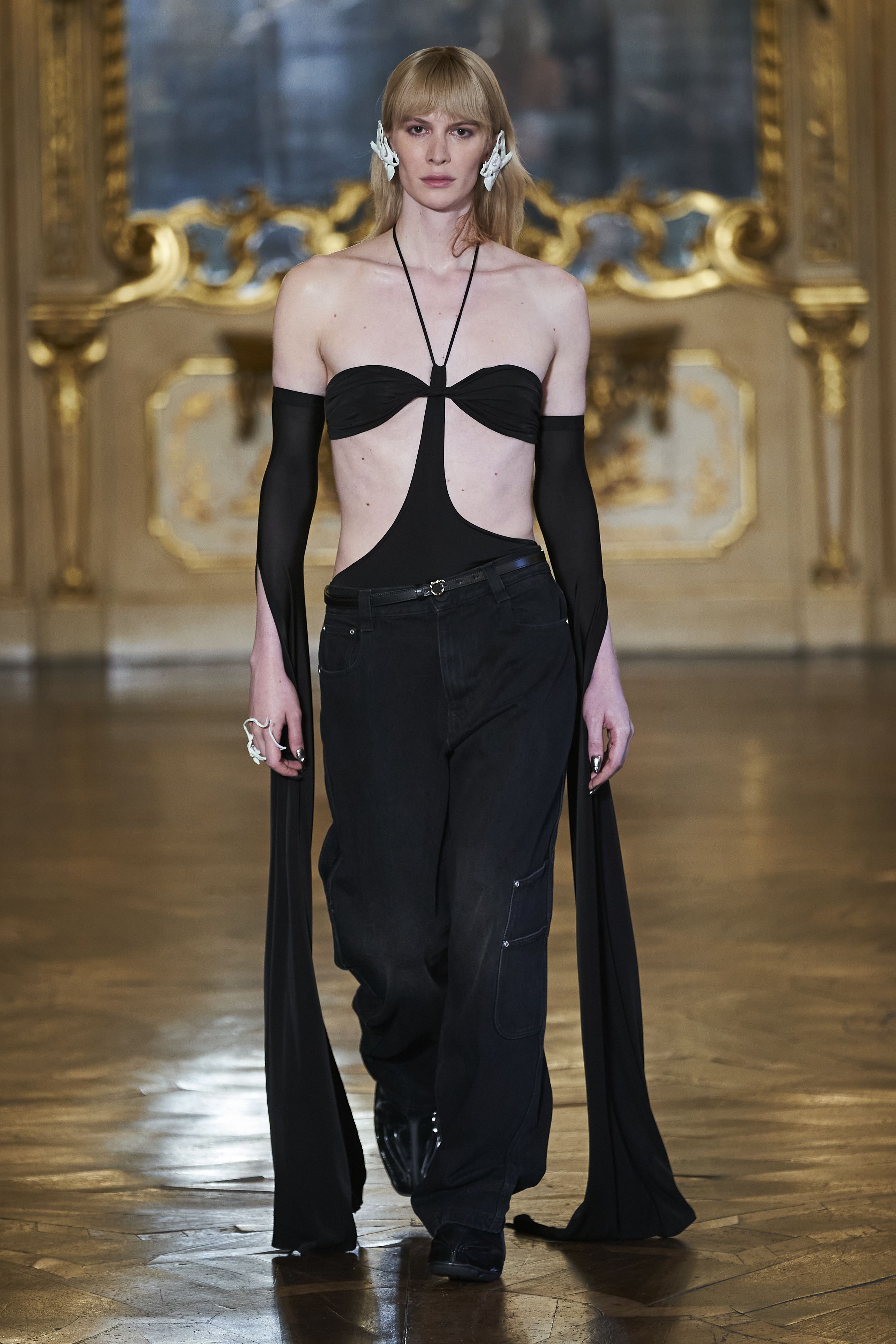 トラサルディ（TRUSSARDI）」2023春夏コレクション
