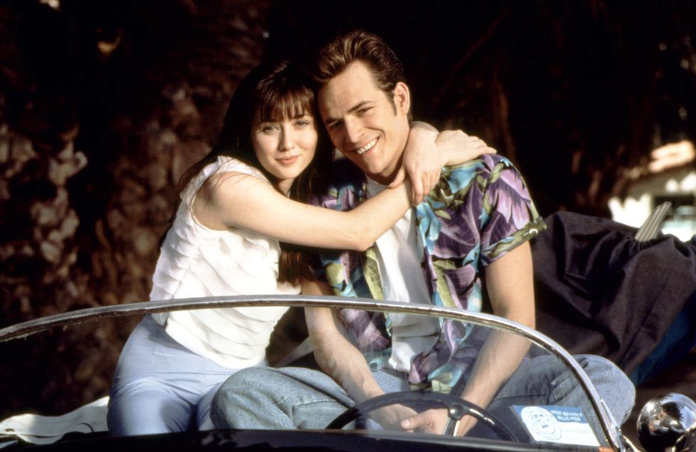 BEVERLY HILLS 90210, (from the left): Shannen Doherty, Luke Perry, 1990-2000. © Aaron Spelling Prod.