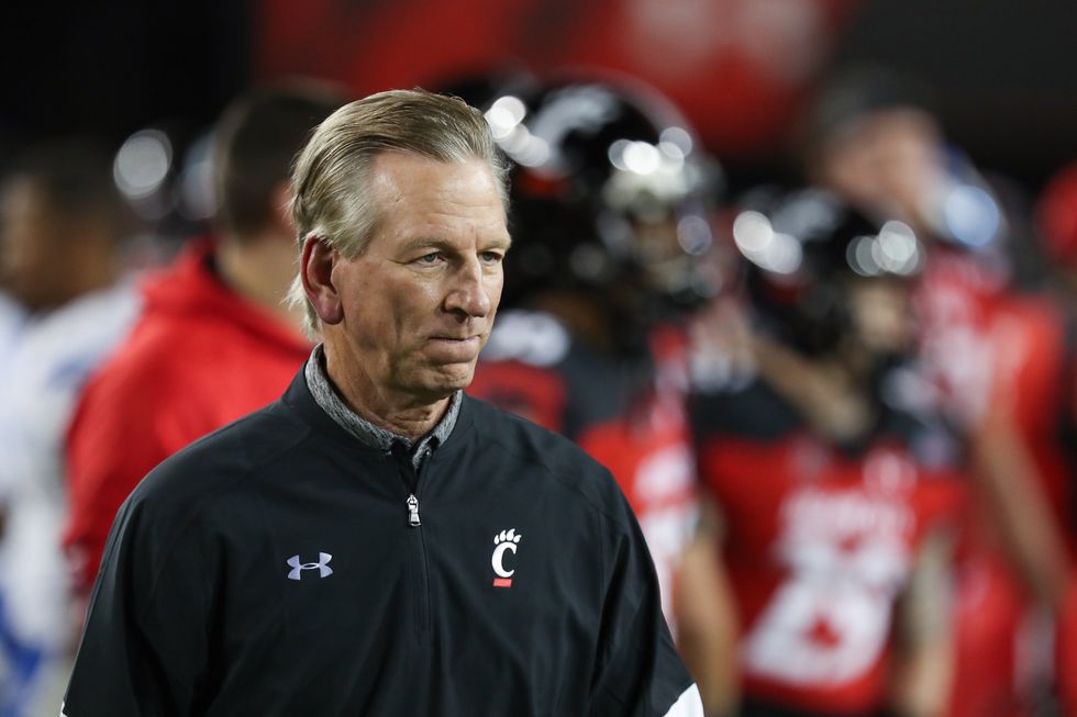 cincinnati, oh   november 18 cincinnati bearcats head coach tommy tuberville looks on after the game against the cincinnati bearcats and the memphis tigers on november 18, 2016 at nippert stadium in cincinnati, oh memphis defeated cincinnati 34 7 photo by ian johnsonicon sportswire via getty images