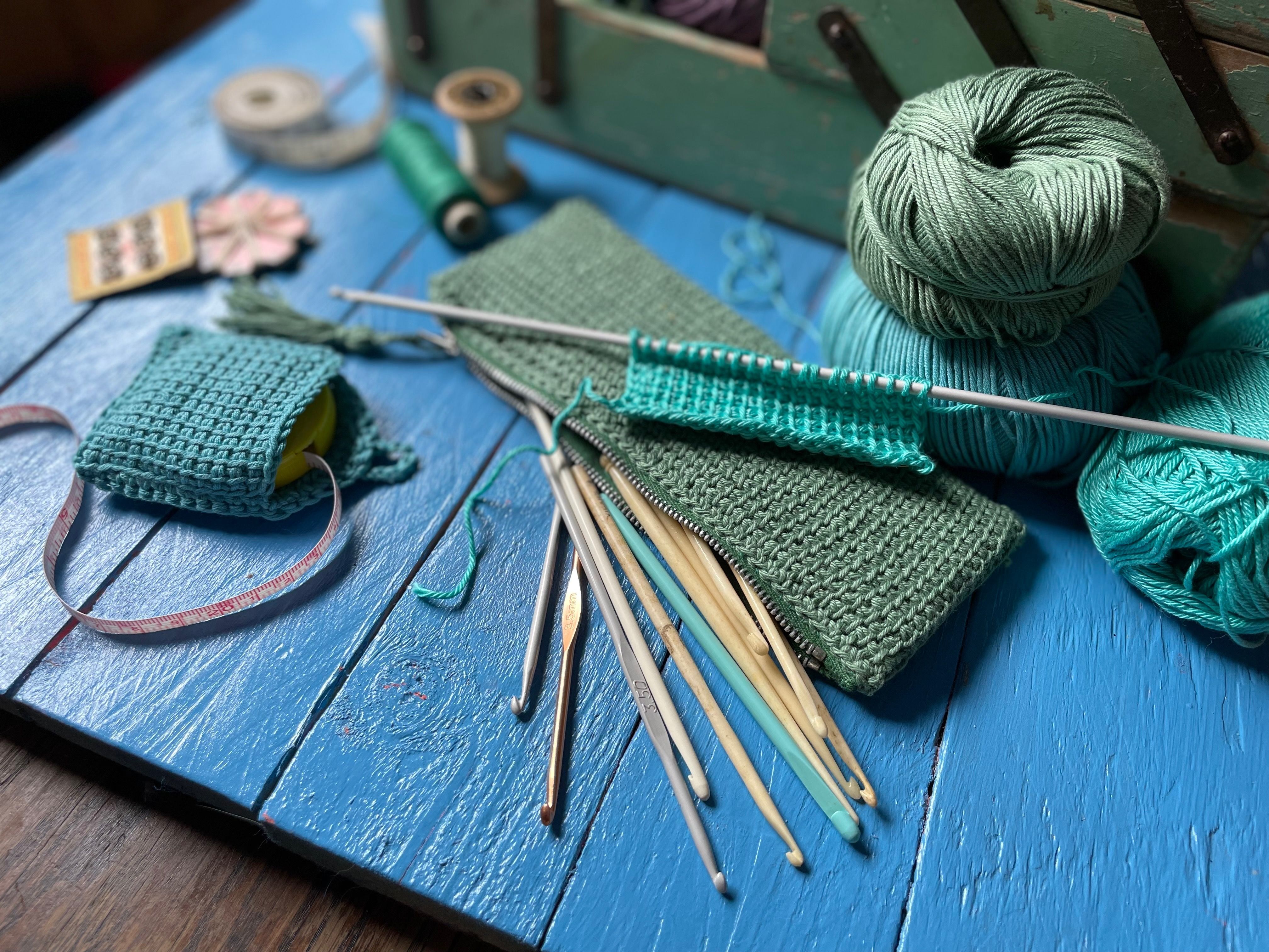 Ultimate Beginners Guide to Tunisian Crochet – Low Country Shrimp and Knits