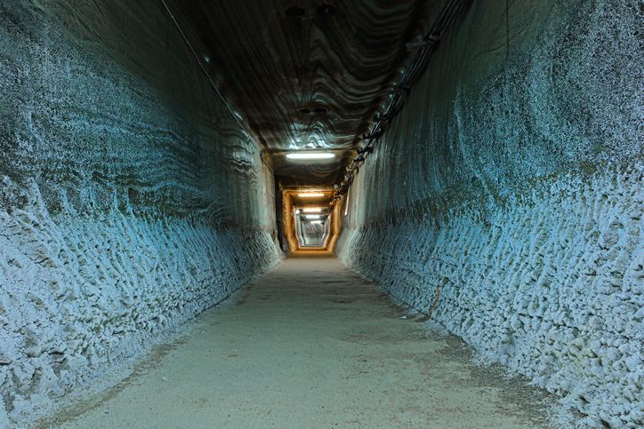 tunnel in salt mine