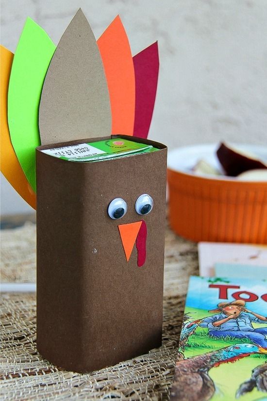 How To Make A Cute Cardboard Tube Turkey Craft - Raising Little