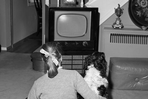 Television set, Television, Room, Black-and-white, Screen, Photography, Media, Monochrome, Personal protective equipment, Style, 