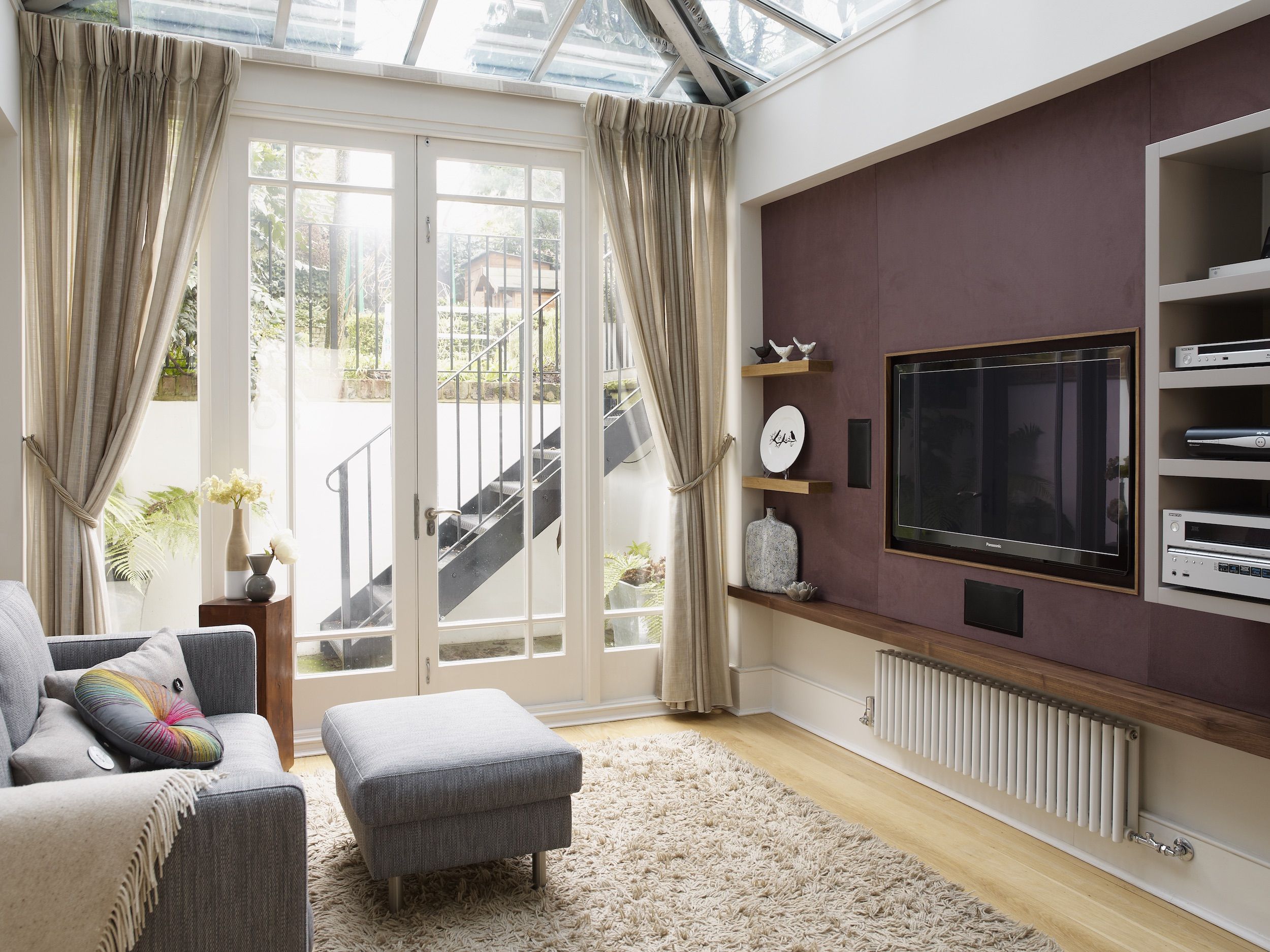 11 Tv Wall Ideas That'S Both Practical And Stylish