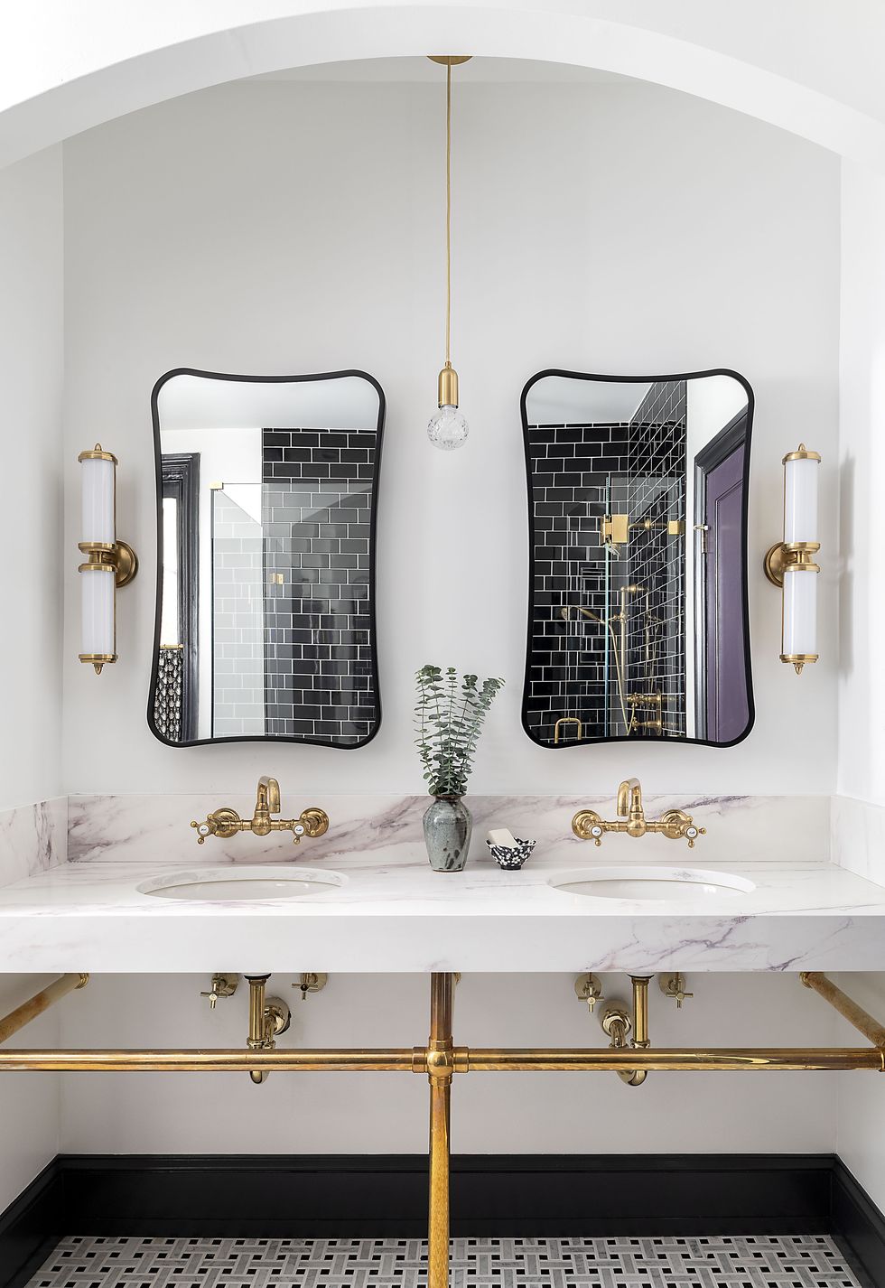 double vanity in bathroom