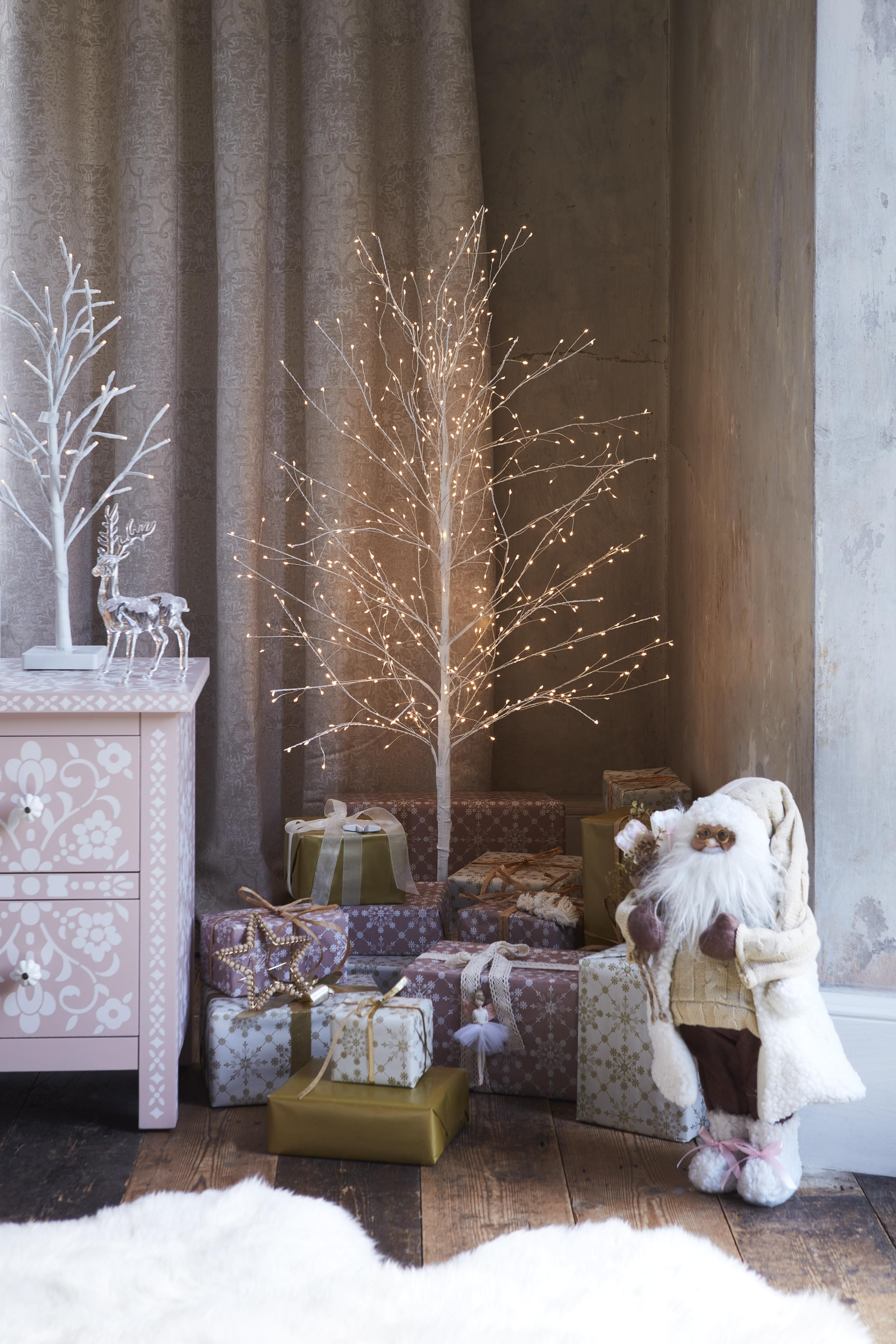 13 Beautiful Twig Christmas Trees To Buy In 2024