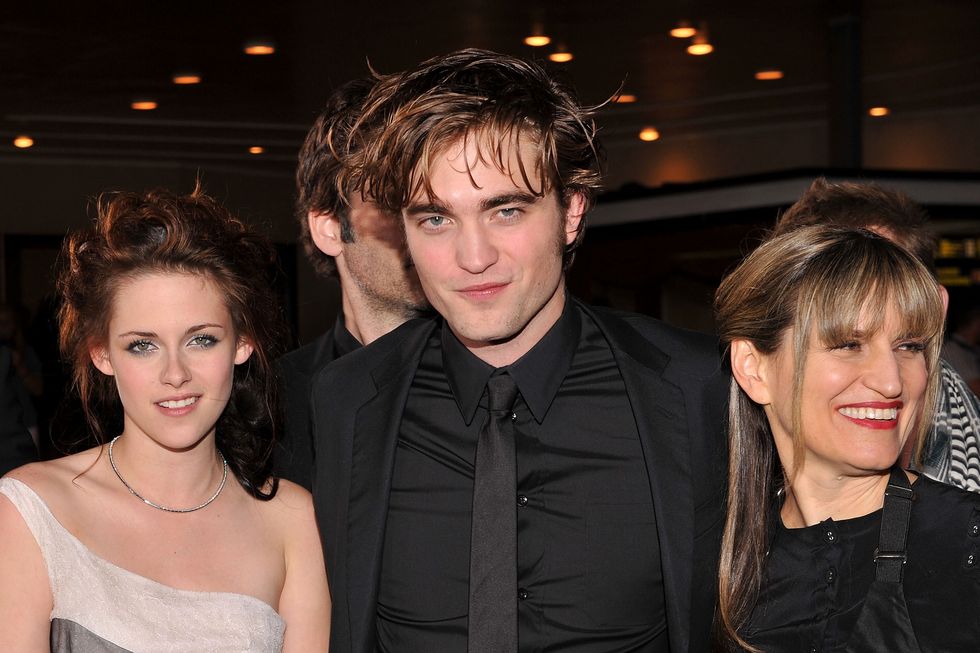 Kristen Stewart, Robert Pattinson and Catherine Hardwicke at Twilight's world premiere  ​