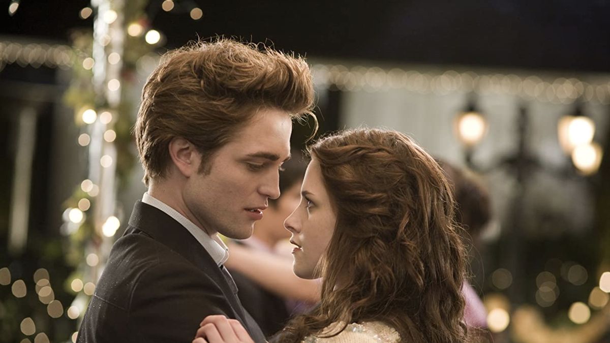 preview for Celebs Who ALMOST Starred In 'Twilight'!