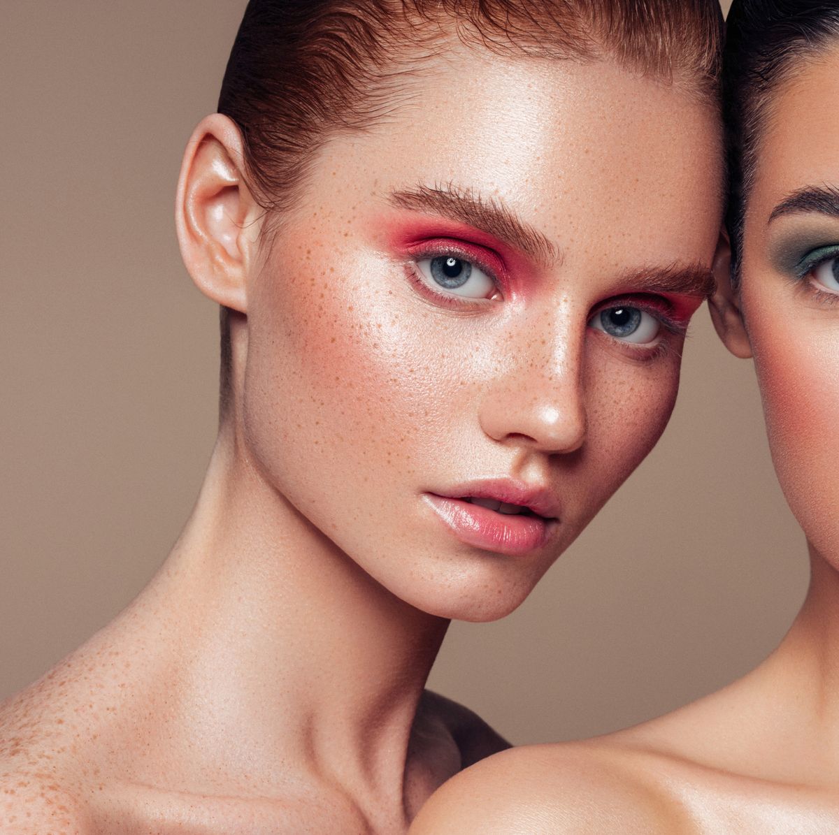 7 Hot New Makeup Trends Try in 2022