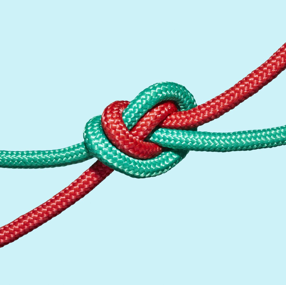 two coloured ropes knotted together