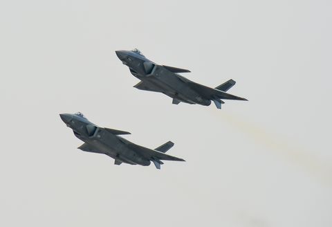 zhuhai air show china j 20 fighter jet in public debut