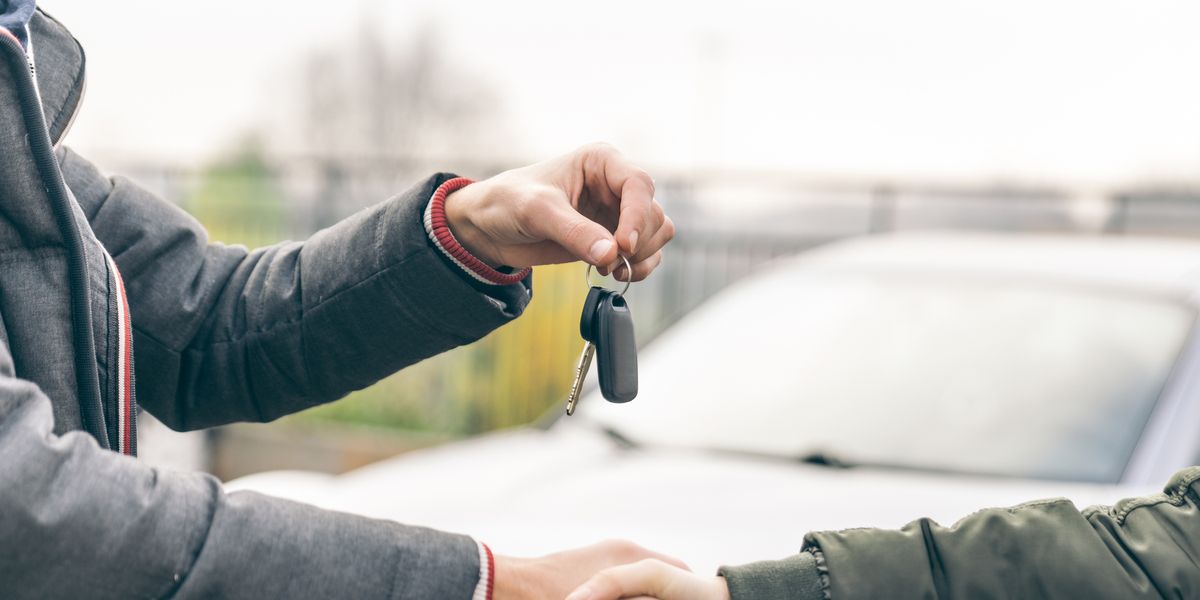 16 Tips for Negotiating the Best Deal on a Car