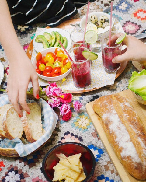 acasa idei de intalnire noapte picnic interior